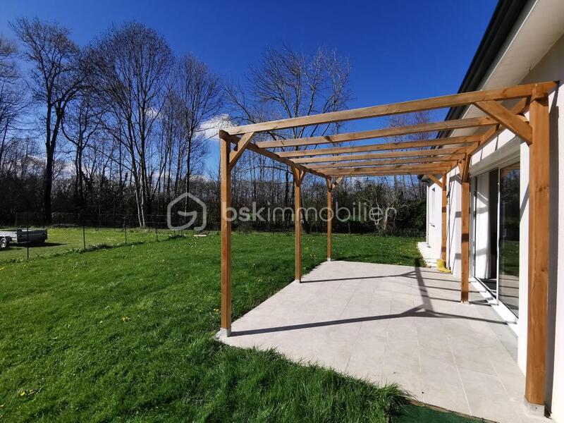 Maison - 92 m² - 4 pièces