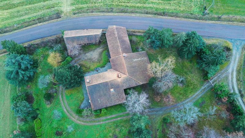 Corps de ferme - 195 m² - 5 pièces