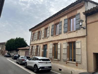 Propriété - 256 m² - 5 pièces