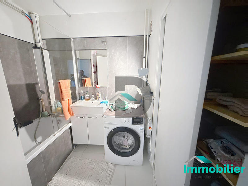 Appartement - 85 m² - 4 pièces