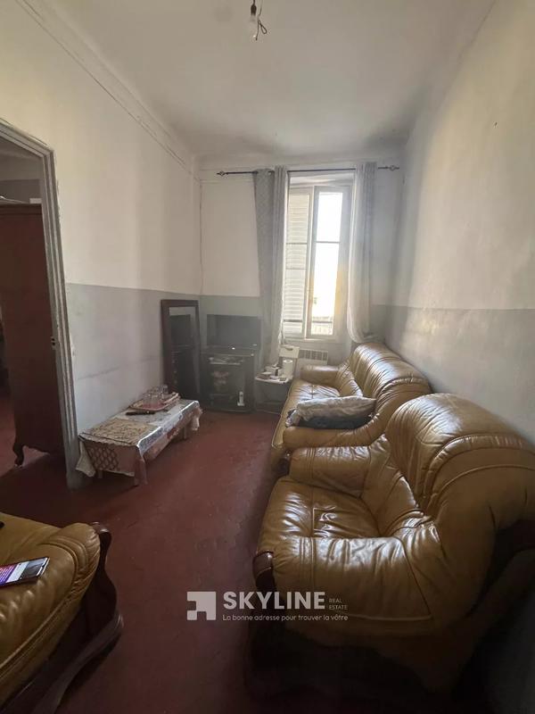 Immeuble - 170 m² - 6 pièces