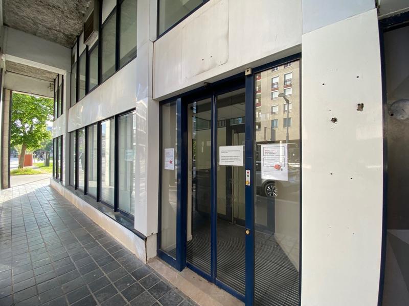 Local commercial - 221 m²