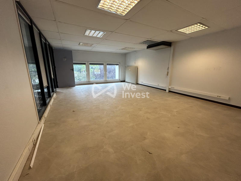 Bureau - 450 m²