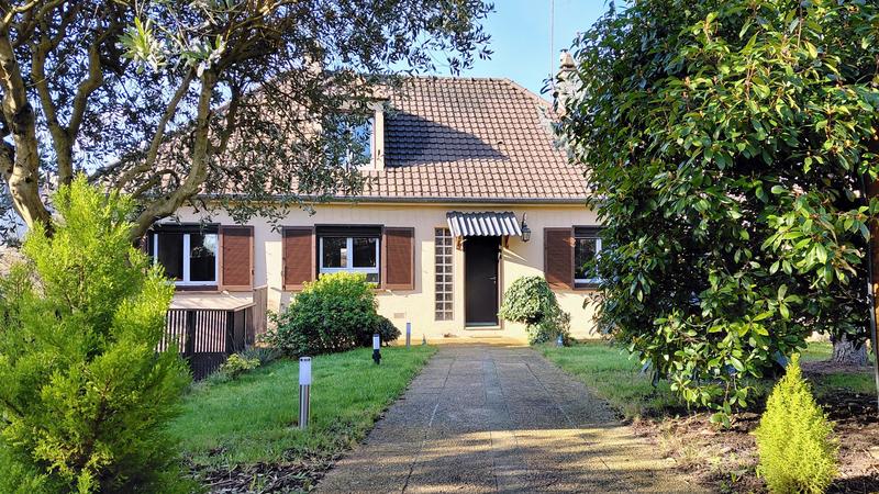 Maison - 142 m² - 6 pièces