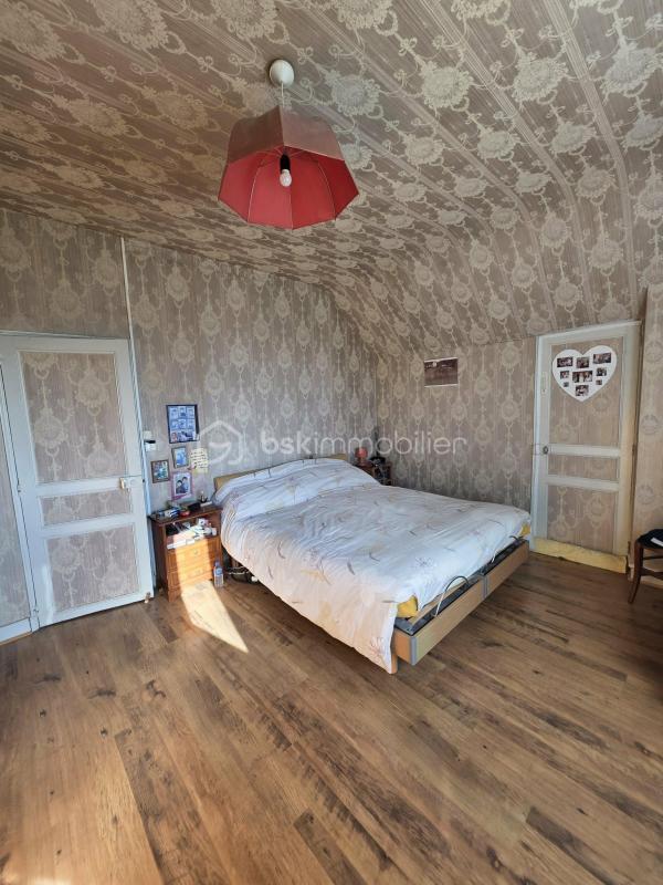 Maison - 80 m² - 4 pièces