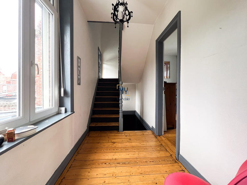 Maison - 195 m² - 7 pièces