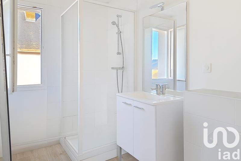 Maison - 93 m² - 5 pièces