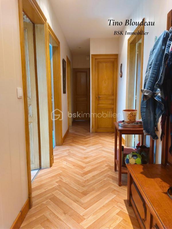 Maison - 106 m² - 5 pièces