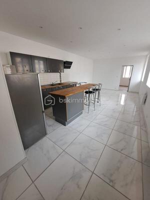 Appartement - 64 m² - 3 pièces