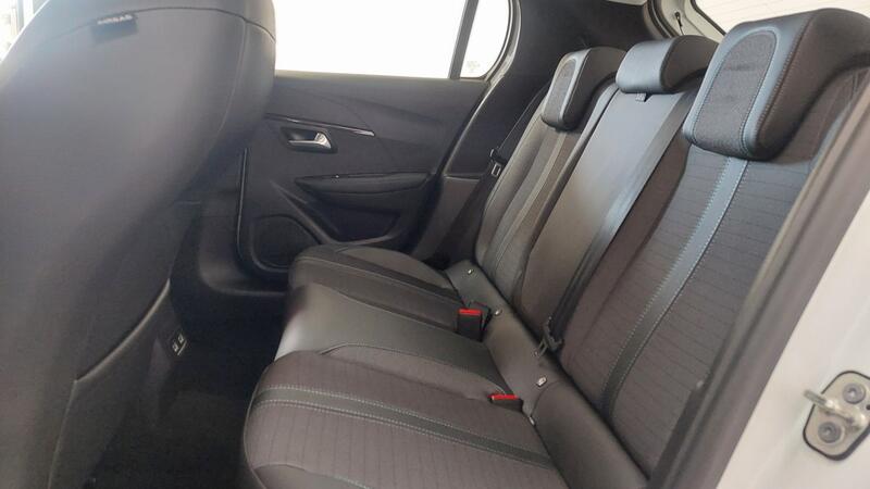 Peugeot 208 PureTech 100 s&amp;S Allure