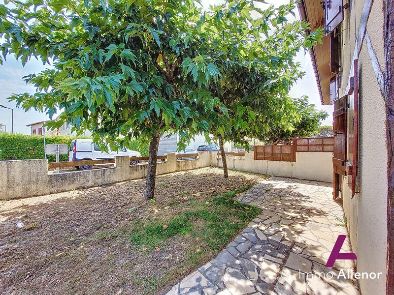 Villa - 124 m² - 8 pièces