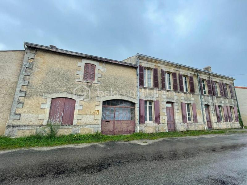 Maison - 268 m² - 11 pièces