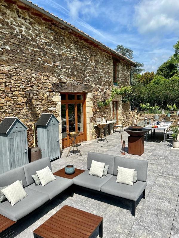 Maison en pierre - 285 m² - 5 pièces