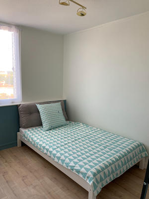 Chambre - 85 m² - 5 pièces