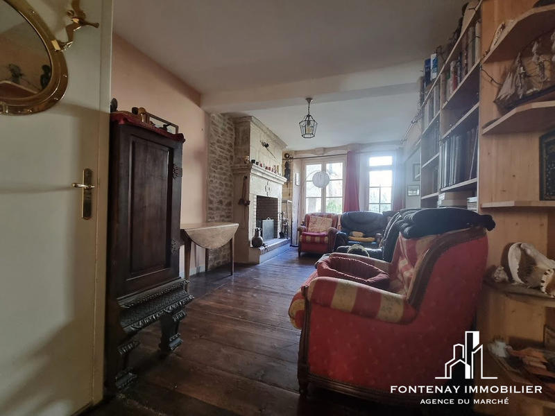 Maison ancienne - 178 m² - 8 pièces