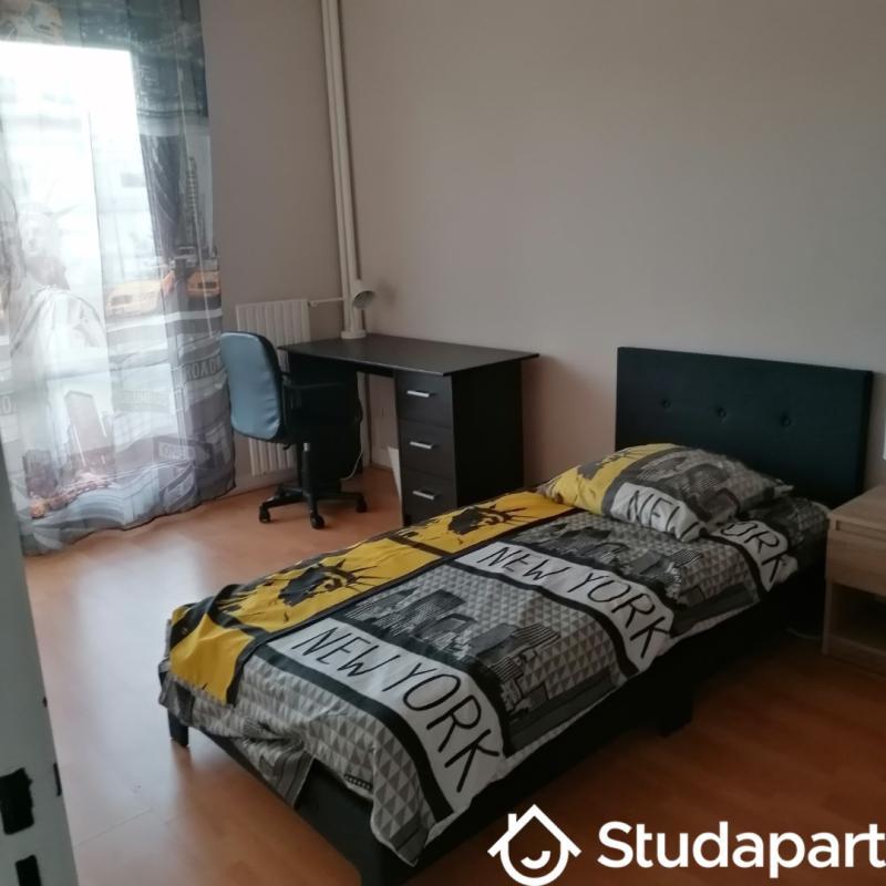 Chambre - 10 m² - 1 pièce