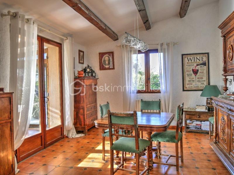 Maison traditionnelle - 142 m² - 6 pièces