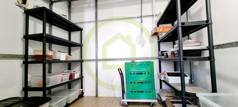 Local d'activités - 7 pièces