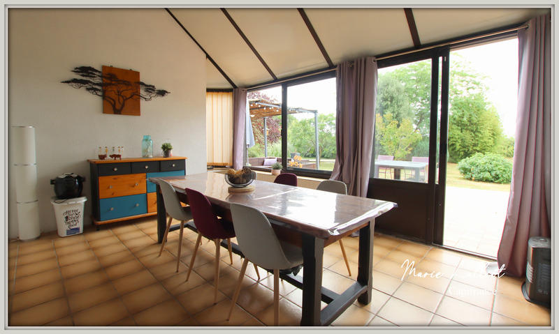 Maison - 188 m² - 8 pièces