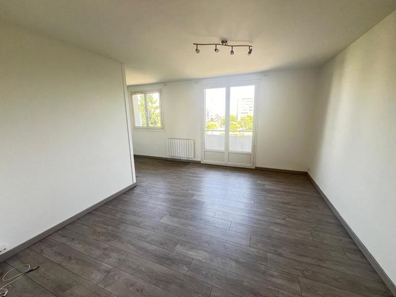 Appartement - 64 m² - 4 pièces