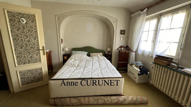 Maison - 130 m² - 10 pièces