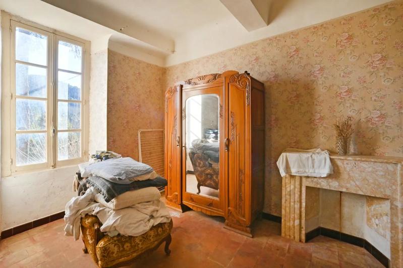 Maison - 300 m² - 10 pièces