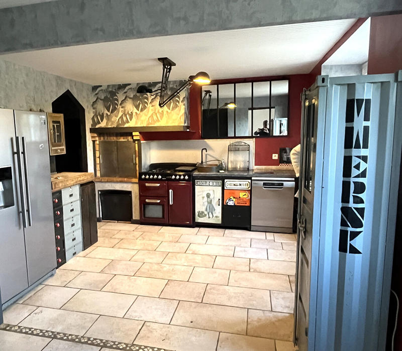 Maison - 152 m² - 8 pièces