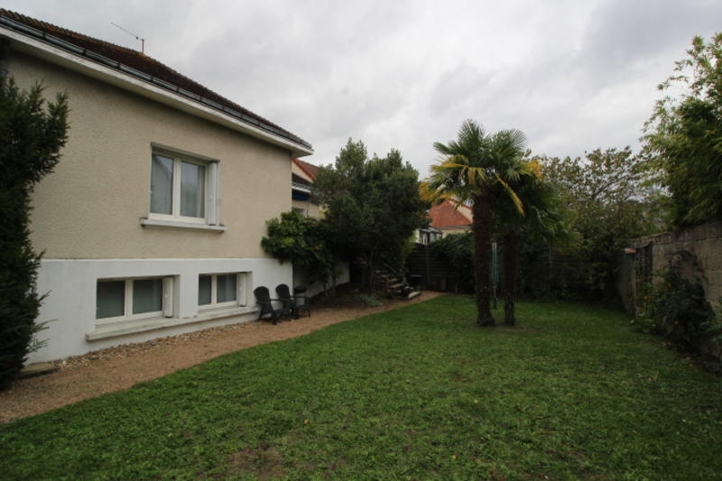 Maison - 165 m² - 6 pièces