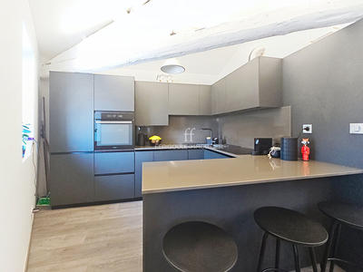 Appartement - 72 m² - 2 pièces