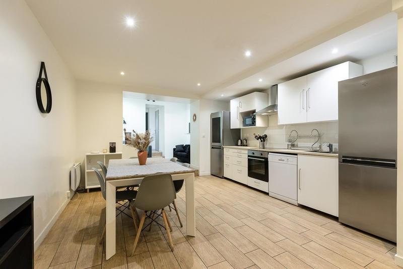 Appartement - 160 m² - 7 pièces