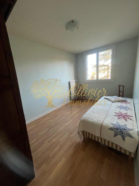 Appartement - 95 m² - 4 pièces