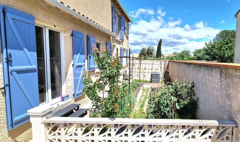 Villa - 100 m² - 5 pièces