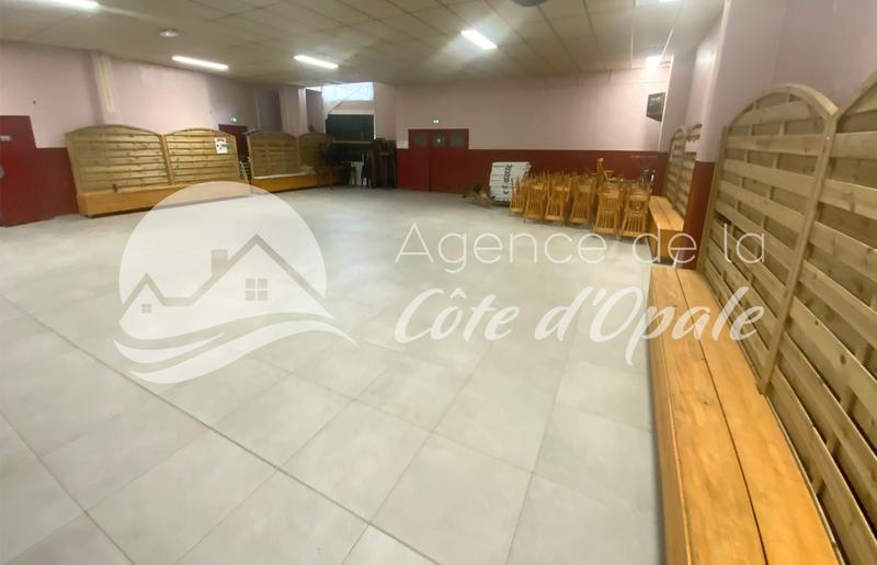 Loft - 230 m² - 1 pièce