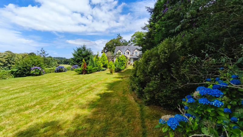 Maison - 125 m² - 8 pièces