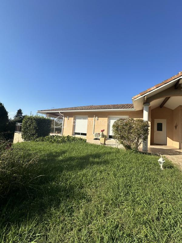 Maison de village - 236 m² - 5 pièces
