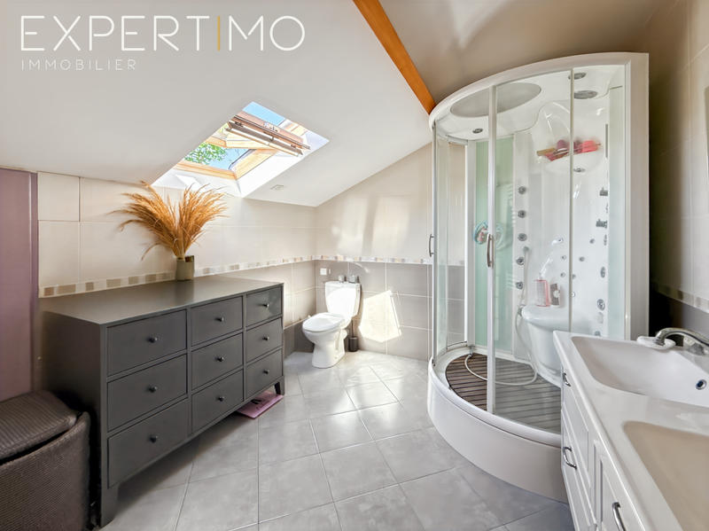 Maison - 125 m² - 6 pièces