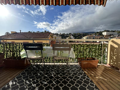 Appartement - 94 m² - 4 pièces