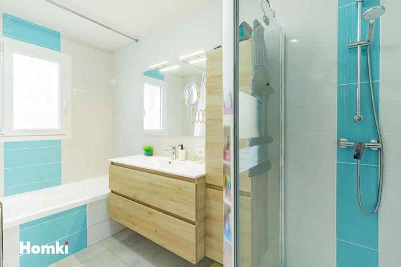 Maison - 98 m² - 4 pièces