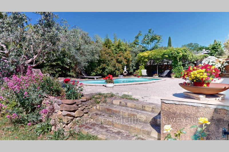 Villa - 160 m² - 6 pièces