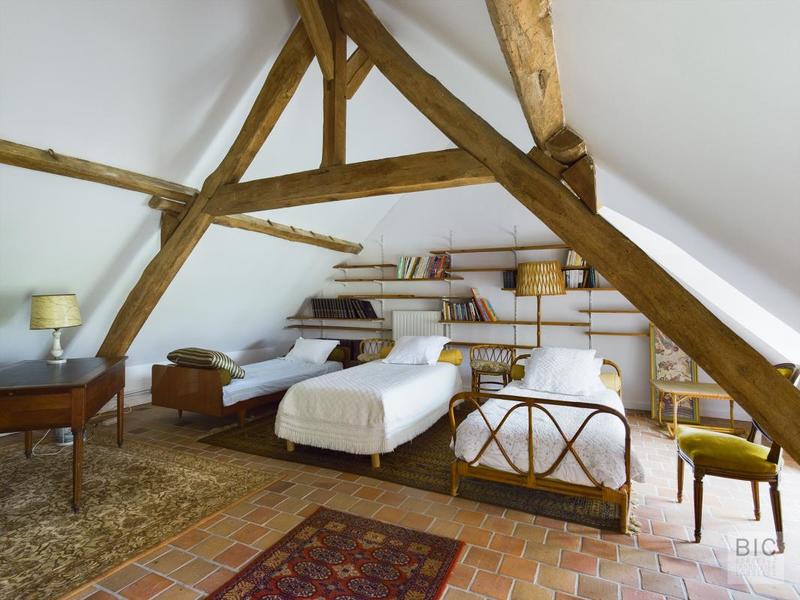 Maison de campagne - 320 m² - 7 pièces