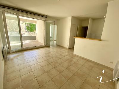 Appartement - 43 m² - 3 pièces