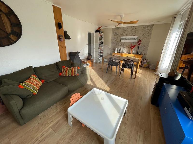 Appartement - 66 m² - 3 pièces