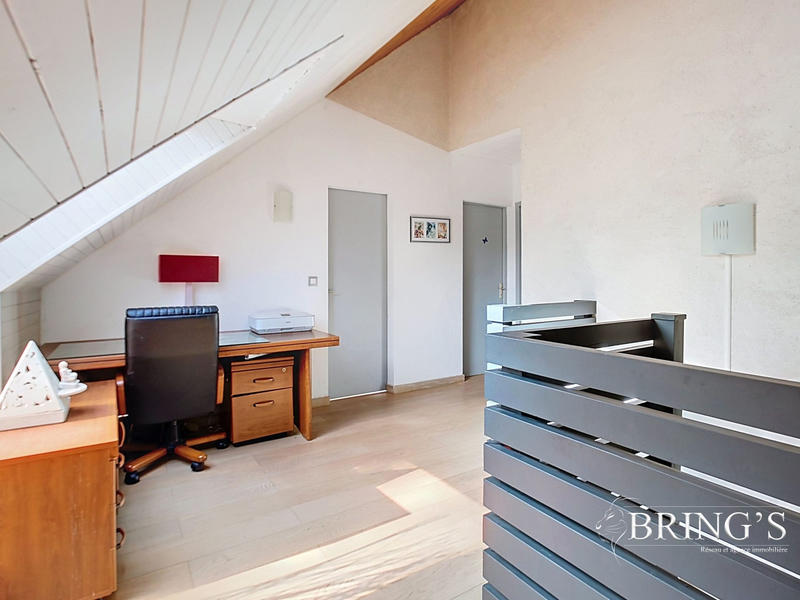 Maison - 162 m² - 6 pièces