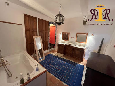 Maison - 146 m² - 4 pièces