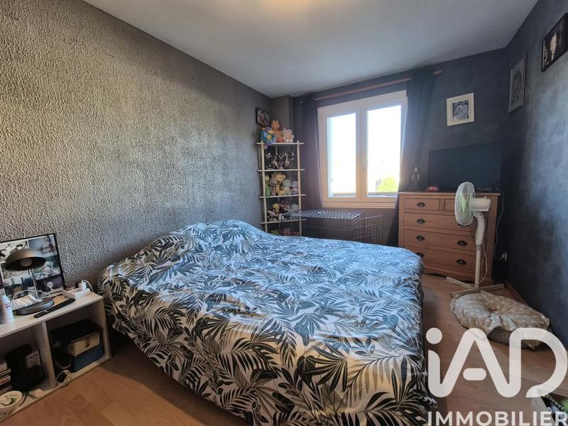Maison - 99 m² - 5 pièces