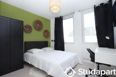 Chambre - 11 m² - 1 pièce