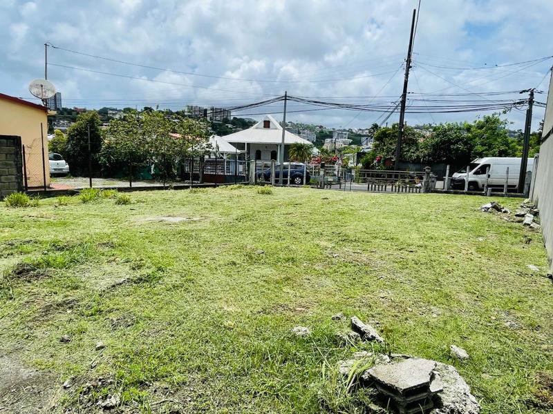 Terrain constructible - 348 m²