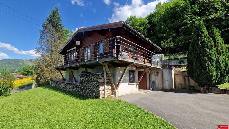 Maison traditionnelle - 116 m² - 7 pièces