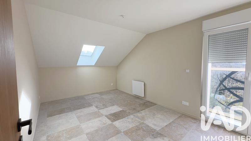 Appartement - 93 m² - 4 pièces