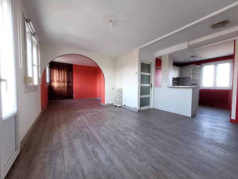 Appartement - 70 m² - 4 pièces